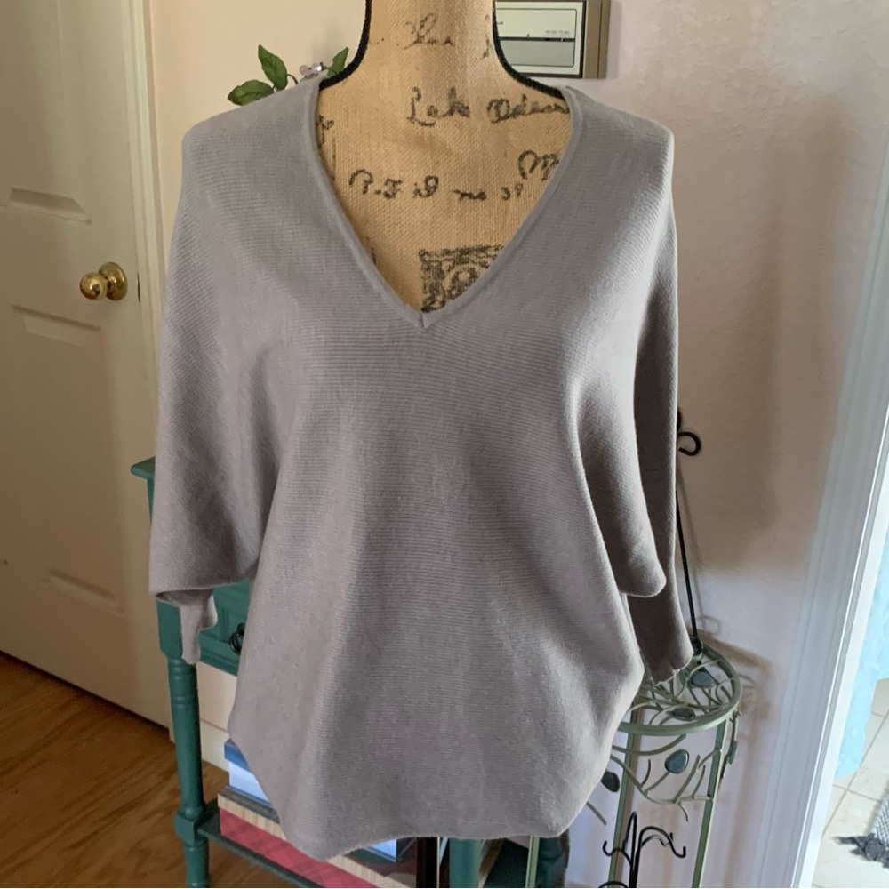 ady p women’s sweater tunic top w batwing sleeves size s NEW!